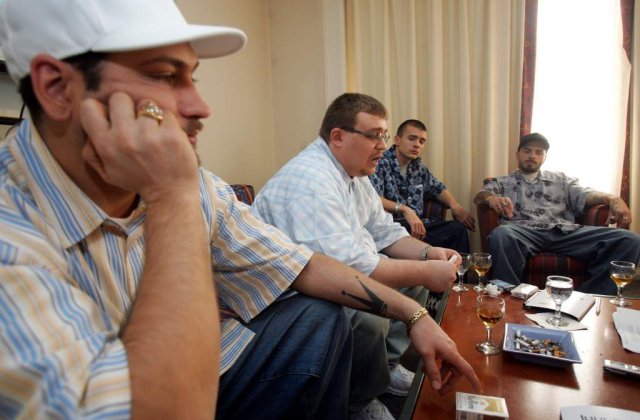 Reteta lui Tataee: Industria muzicala dupa era CD-ului