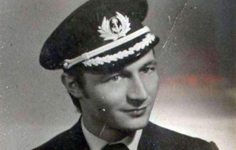  Top  Top 10 fotografii cu Traian Basescu in perioada tineretii