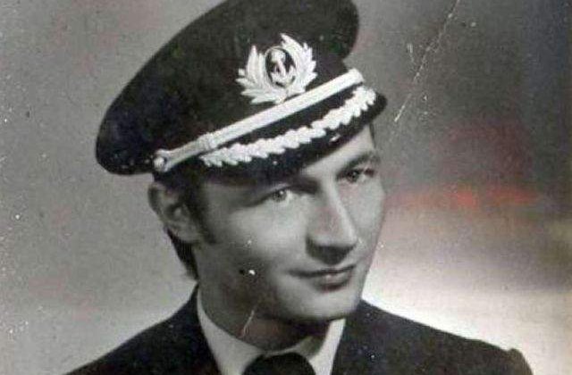 Top 10 fotografii cu Traian Basescu in perioada tineretii