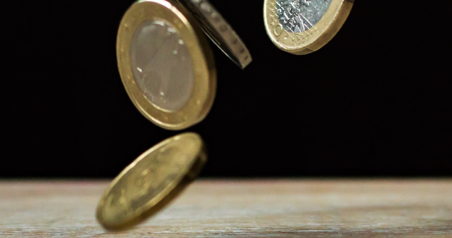 Euro atinge un nou maxim istoric față de leul românesc. Cât valorează acesta