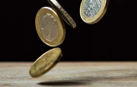 Euro atinge un nou maxim istoric față de leul românesc. Cât valorează acesta