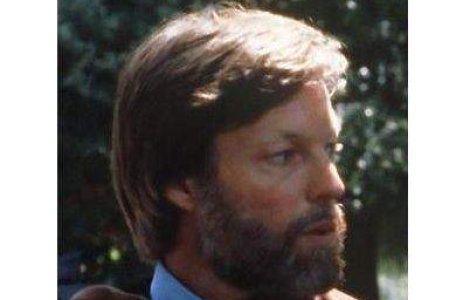 Richard Chamberlain s-a despartit de iubitul sau