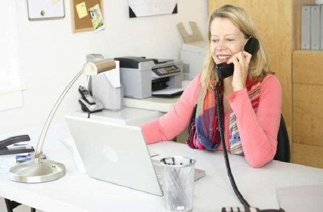 Companiile de stat ingheata din nou angajarile, dar pot majora salarii