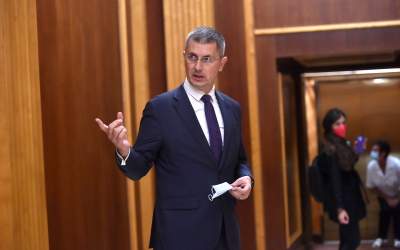 Miniștrii USR PLUS și-au...