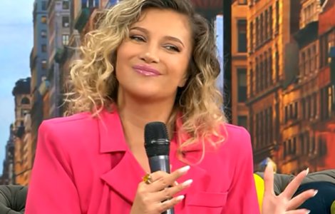 Lora s-a gândit să adopte un copil! Care este adevăratul motiv pentru care a luat această decizie