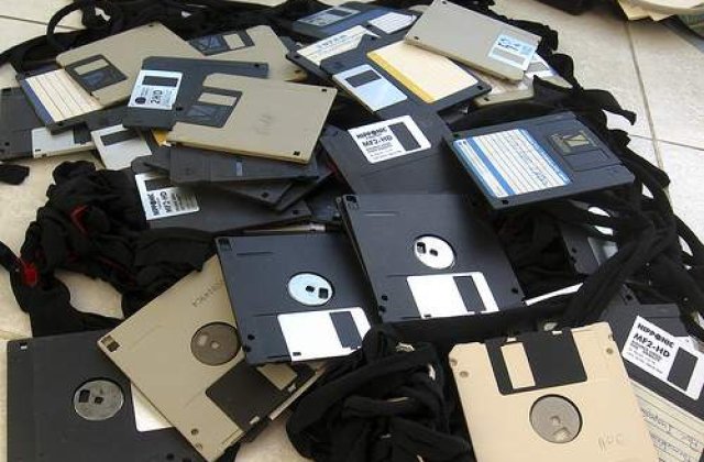 Adio floppy disk