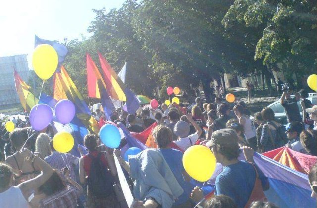 Homosexualii, interzisi la Chisinau