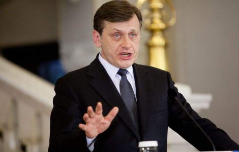 Antonescu: Relatia cu Victor Ponta nu mai e atat de calda