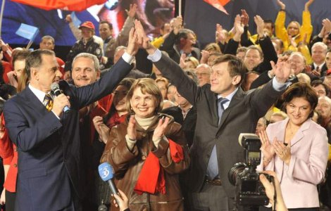 Mircea Geoana si Crin Antonescu fac schimb de intepaturi