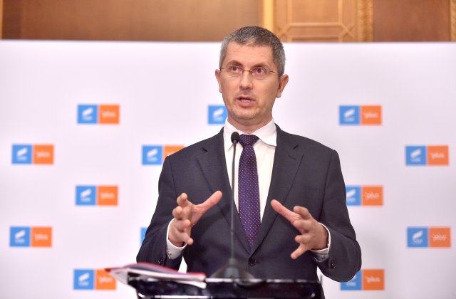 Dan Barna: Mă bucur să văd un președinte optimist, dar Guvernul are un picior rupt și o gleznă scrântită