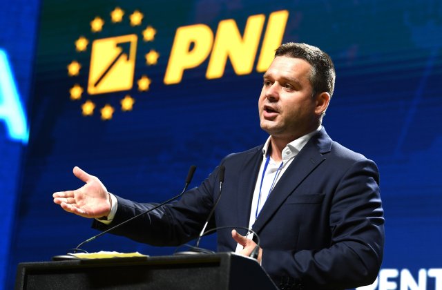 Ciucu va concedia 100 de polițiști. “Dacă oamenii nu ştiu să scrie şi să citească, nu pot să înţeleagă legea”