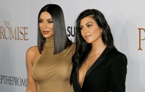  Top  Vedete care au avut sarcini neplanificate