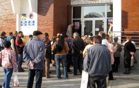 Functionarii publici, din nou in strada