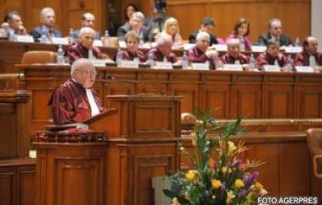 Pensionare in masa la Curtea Suprema