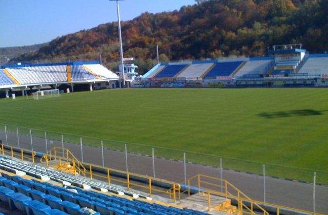 Primaria Bistrita vrea sa cumpere Stadionul Jean Padureanu in rate