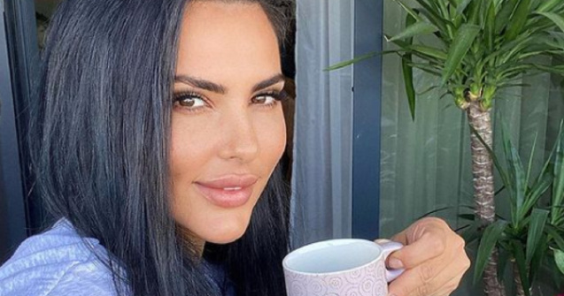 Cum a reacționat Lavinia Pîrva, după ce s-a spus că divorțează de soțul ei! Vedeta a clarificat situația