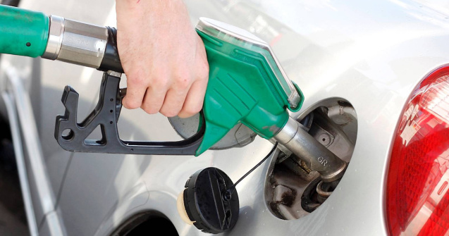 Economist: “România are cel mai scump carburant din Europa”