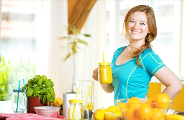 4 sfaturi pentru a-ți îngriji pielea înainte și după activitățile sportive