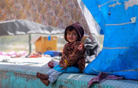 Afganistanul, cu un picior în groapă. Criza umanitară și incertitudinile privind noul guvern se adâncesc