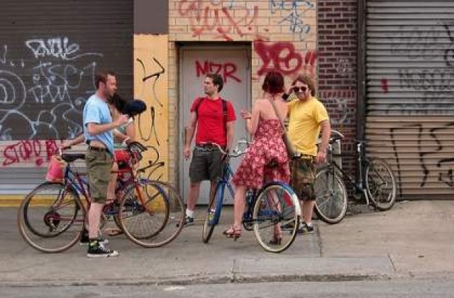 Lucian Mindruta si GeoBatesaua pornesc "Cu bicicleta la mare"