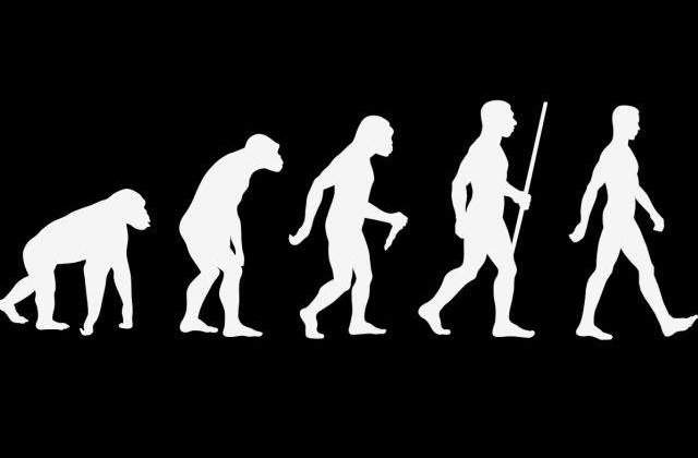 Rasa umana NU se prosteste: Top 10 semne ca devenim mai INTELIGENTI