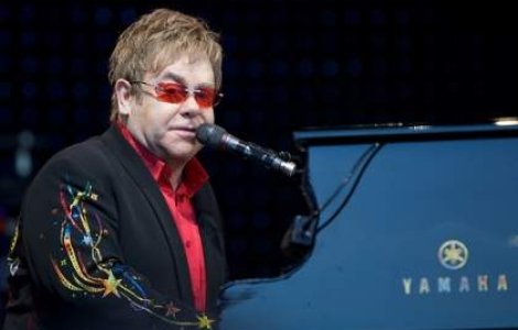Elton John, interzis in Egipt
