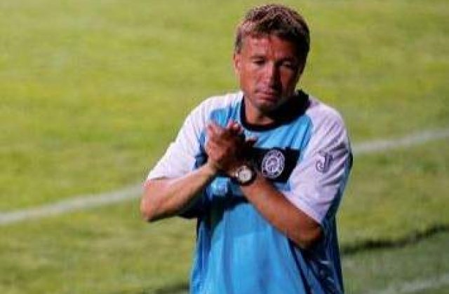 Primul esec al lui Dan Petrescu in Rusia