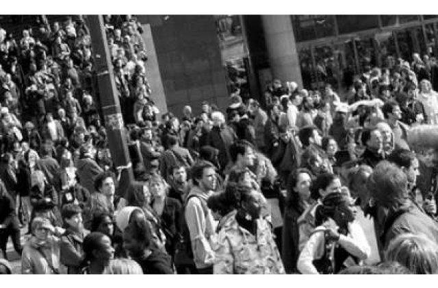 Functionarii publici renunta la proteste