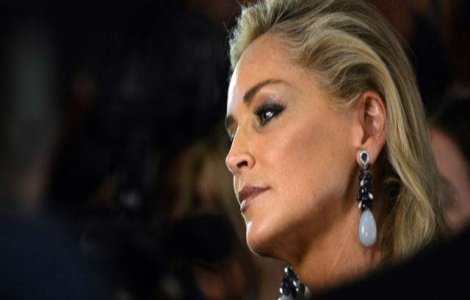 Sharon Stone va primi un premiu pentru intreaga cariera