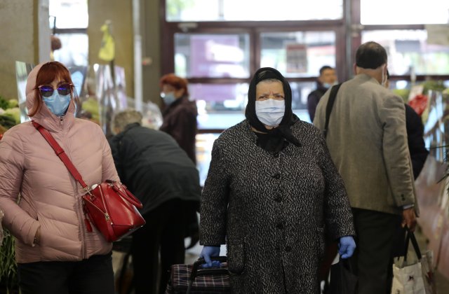 Capitala intră în scenariul roșu și certificatul verde devine obligatoriu