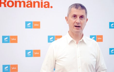 Barna: Responsabilitatea pentru campanie de vaccinare - la cei care și-au asumat coordonarea ei, premierul Cîțu