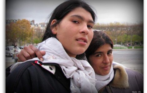 Circa 100 de romi au fost repatriati din Franta