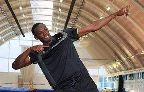 Bolt loveste din nou