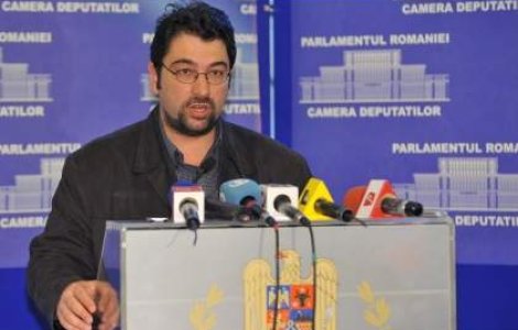 Liberalii il invita pe Voinescu in Opozitie