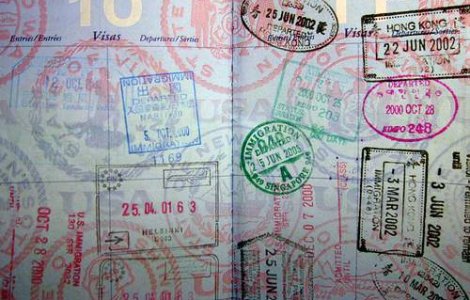 PE: Cerem Canadei sa elimine vizele pentru romani