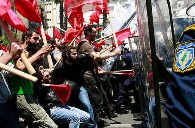 Bilantul protestelor de la Atena