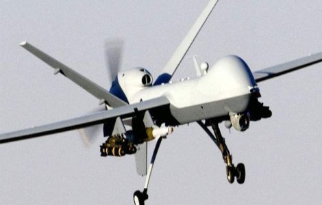 Iranul dezvaluie un avion fara pilot de atac cu o raza lunga de actiune
