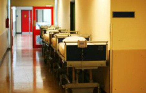 Din 2014 spitalele vor fi sanctionate daca pun pacientii sa-si cumpere medicamente