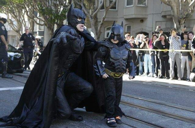 [VIDEO] Batkid, baietelul bolnav de cancer devenit supererou, a cucerit lumea