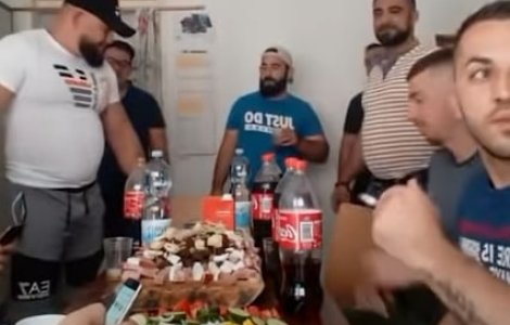 VIDEO Petrecere live cu manele și băutură într-o închisoare din Austria