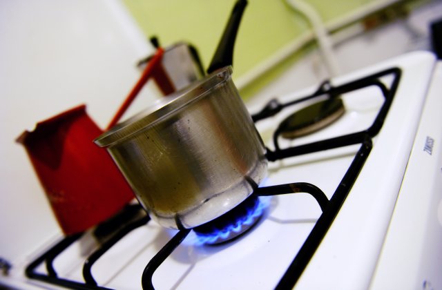 Ne așteaptă o iarnă scumpă și cu multe avarii. Și în acest sezon vom fi nevoiți să încălzim apa pe aragaz