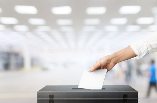 Referendum local la Buzău. Oamenii decid dacă municipiul se va uni cu comuna Țintești