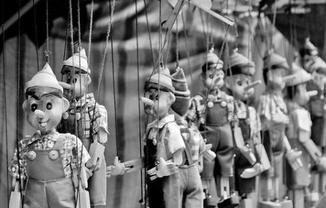 Voiculescu: Teribila criza din Romania e datorata lui Traian Basescu