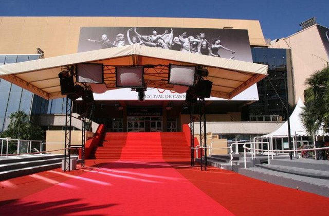 Deschiderea Cannes 2010 si in Bucuresti