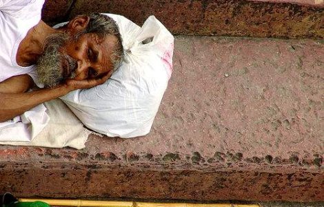 Ce "salariu" are un cersetor in Teheran?