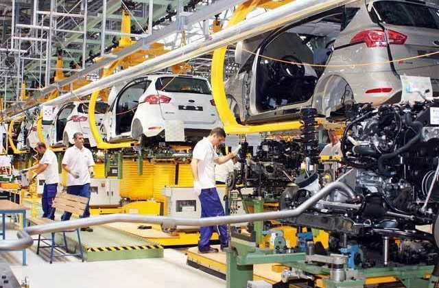 Ford a repornit productia de motoare si masini la uzina din Craiova