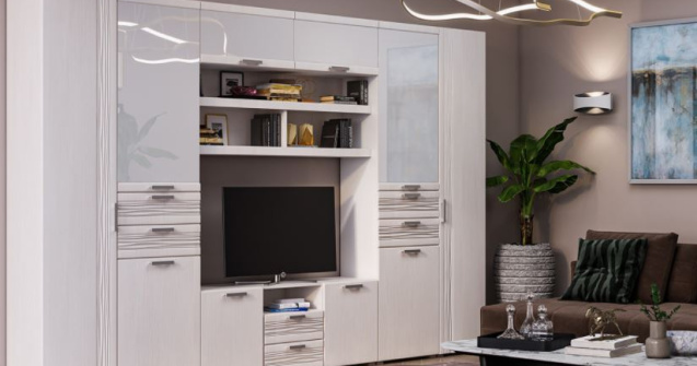 O comodă 3B cireș ofera un aspect placut in dormitor