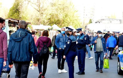Noi restricții în București, de azi. Unde devine obligatorie masca de protecție
