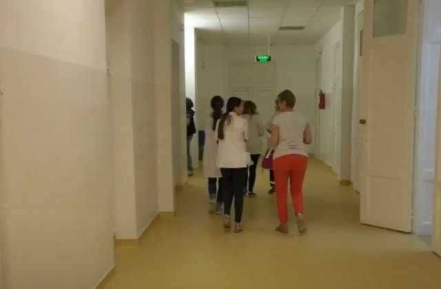 Taxa de parcare la UPU Cluj costă c&acirc;t o cameră de hotel. &bdquo;Nu mai știu cum să stoarcă bani de la noi&rdquo;