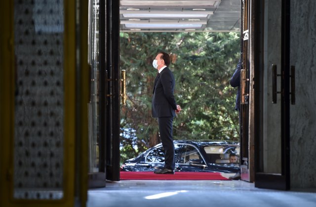 Florin Cîțu: Propunem o creștere brută a salariului minim de aproape 11% de la 1 ianuarie 2022